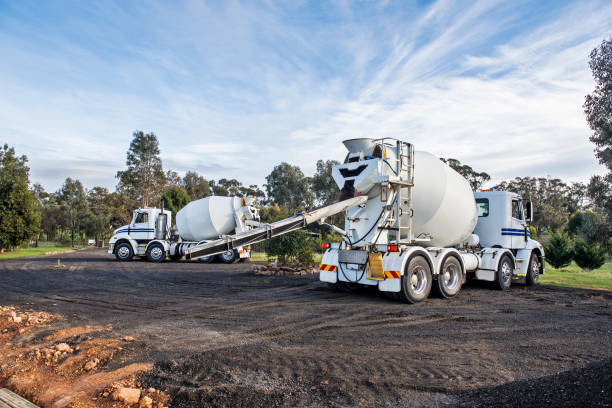 Best Concrete Driveway Installation in Trumbull Center, CT